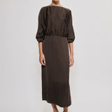 Fluid dress in satin dark brown