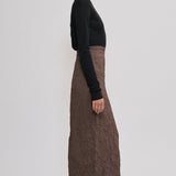 Mid-length crinkle skirt