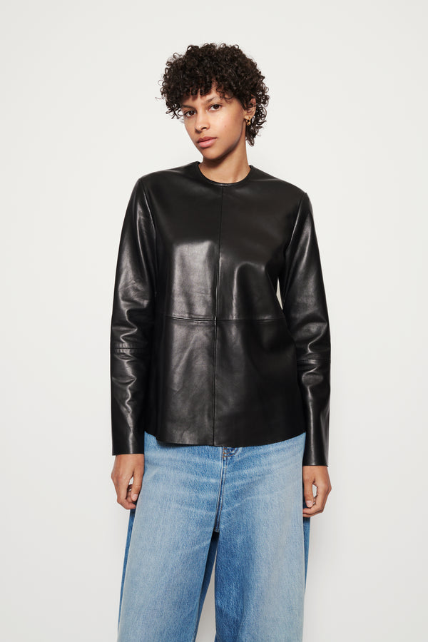 Leather top with back-zip